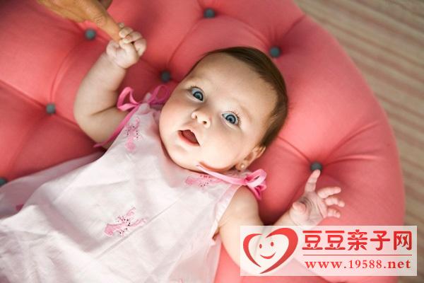 婴儿手语能促进父母与宝宝之间交流，婴儿手语你理解吗？