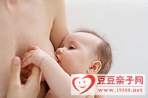 国外母乳喂养到2岁 宝宝吃母乳更健康